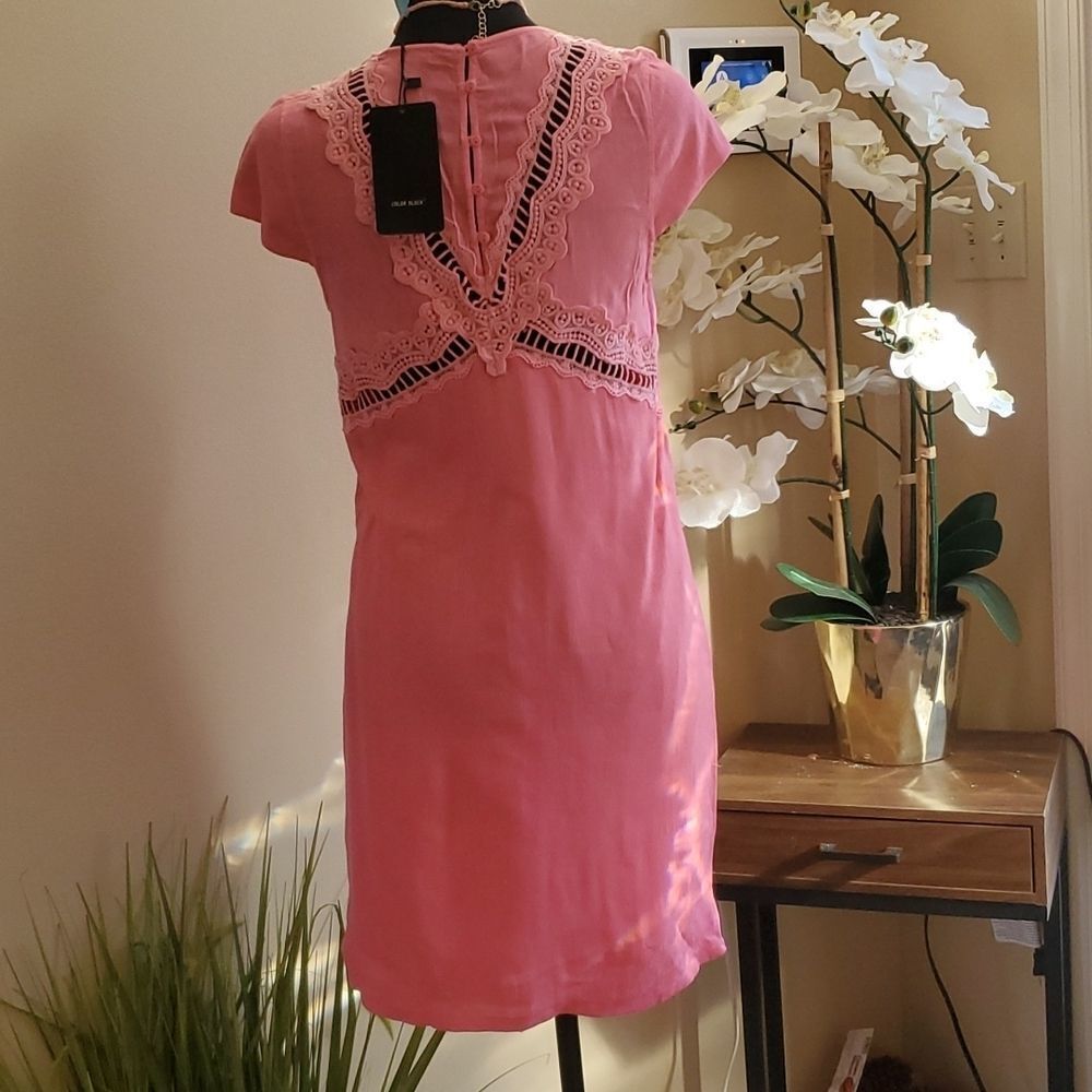 Vneck dress, beautiful half button down back, above knees | ColorBlock